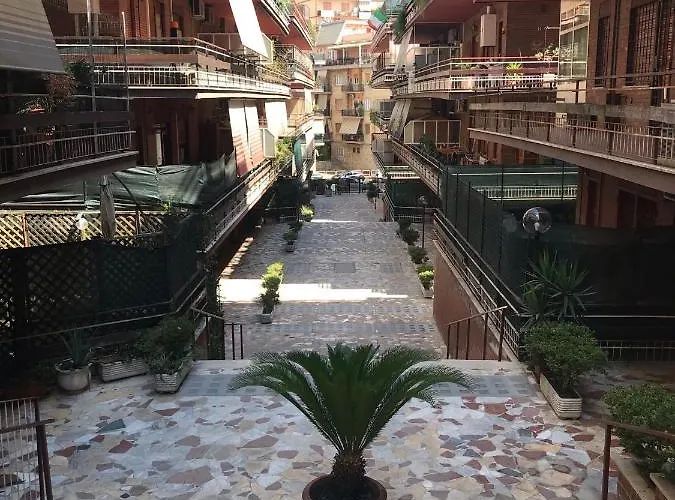 Grande, Terrazzato Perfetto Per Famiglie E Gruppi Appartement *